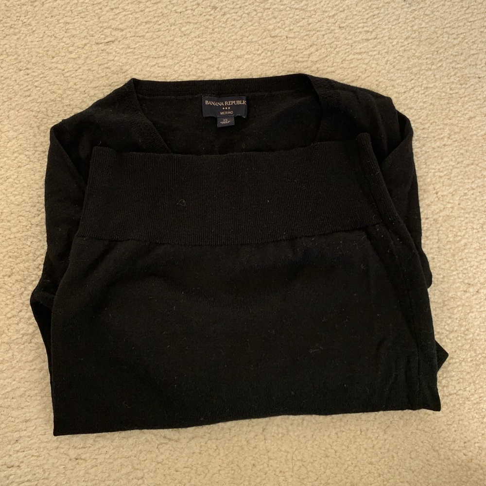 Banana Republic Merino Wool V neck Sweater